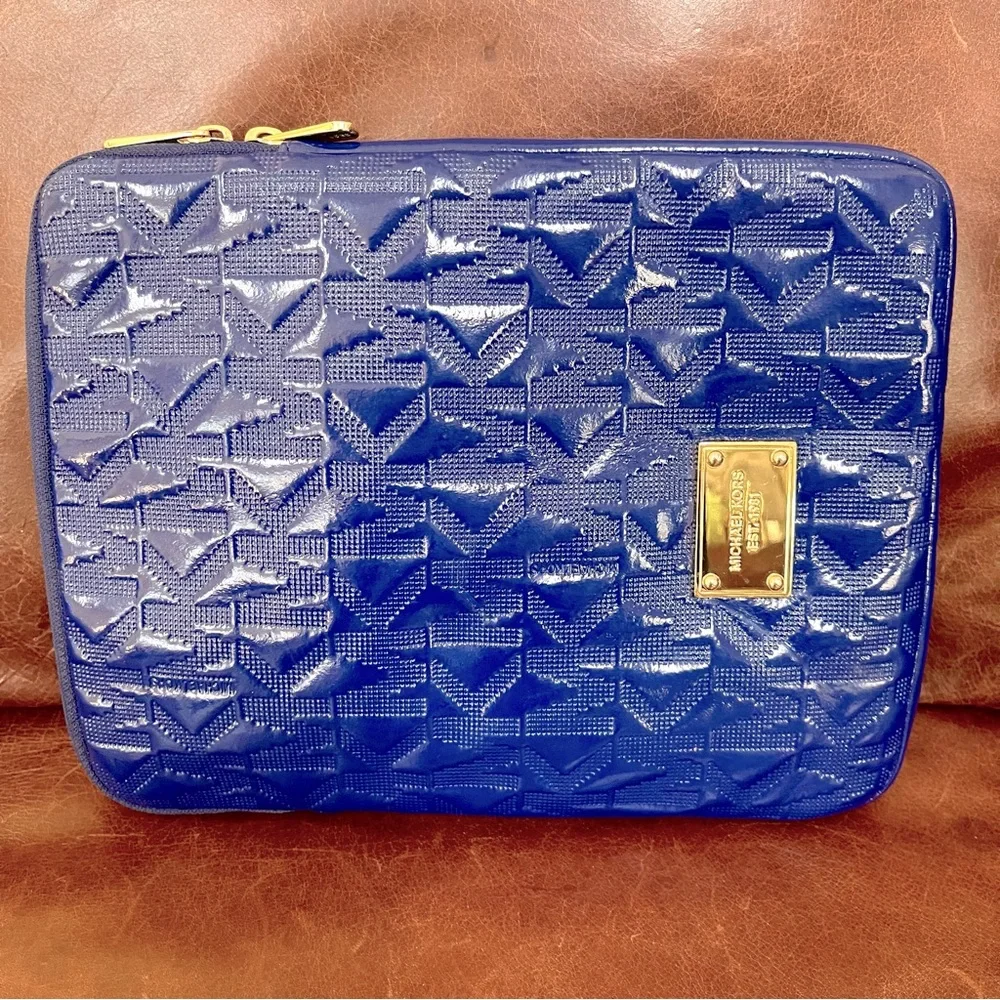 Michael Kors Padded Leather iPad Case In Royal Blue Color